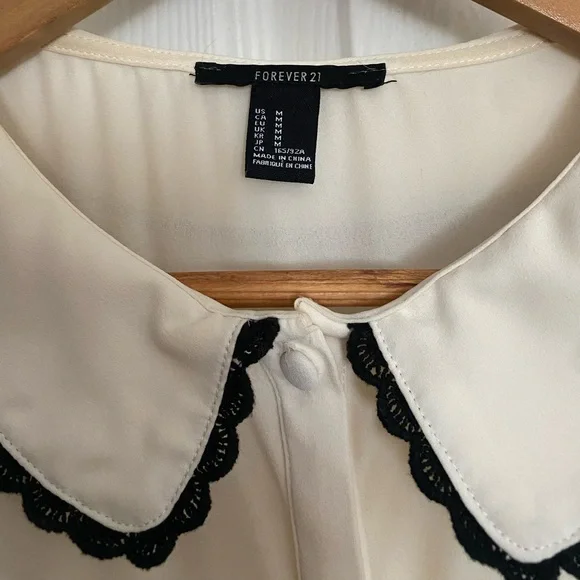 White Button Blouse with Black Lace Peter Pen Collar Schoolgirl Cosplay Coquette - Picture 5 of 12